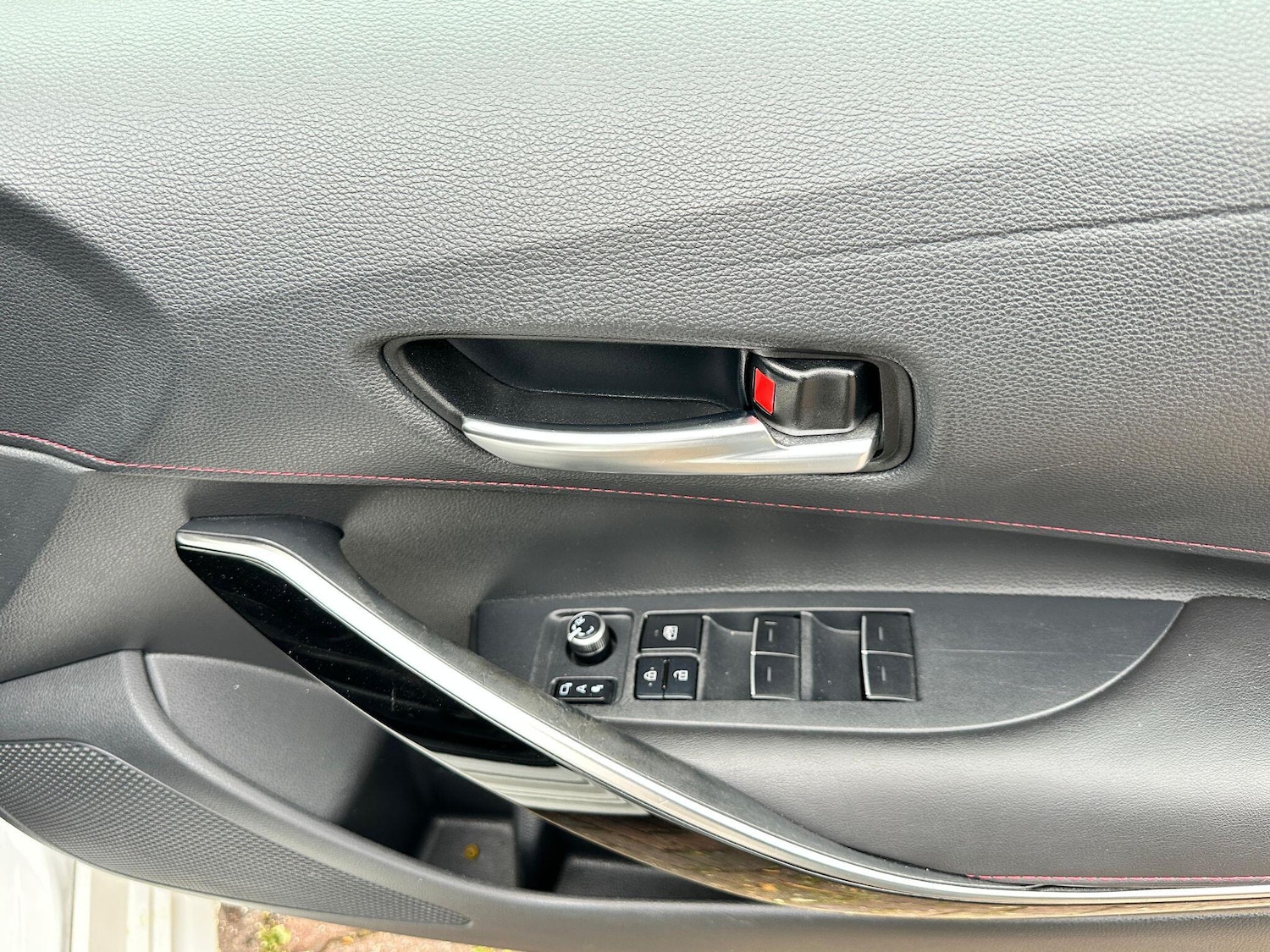 Used Toyota Corolla 2019 for sale - 76284441: Photo 32