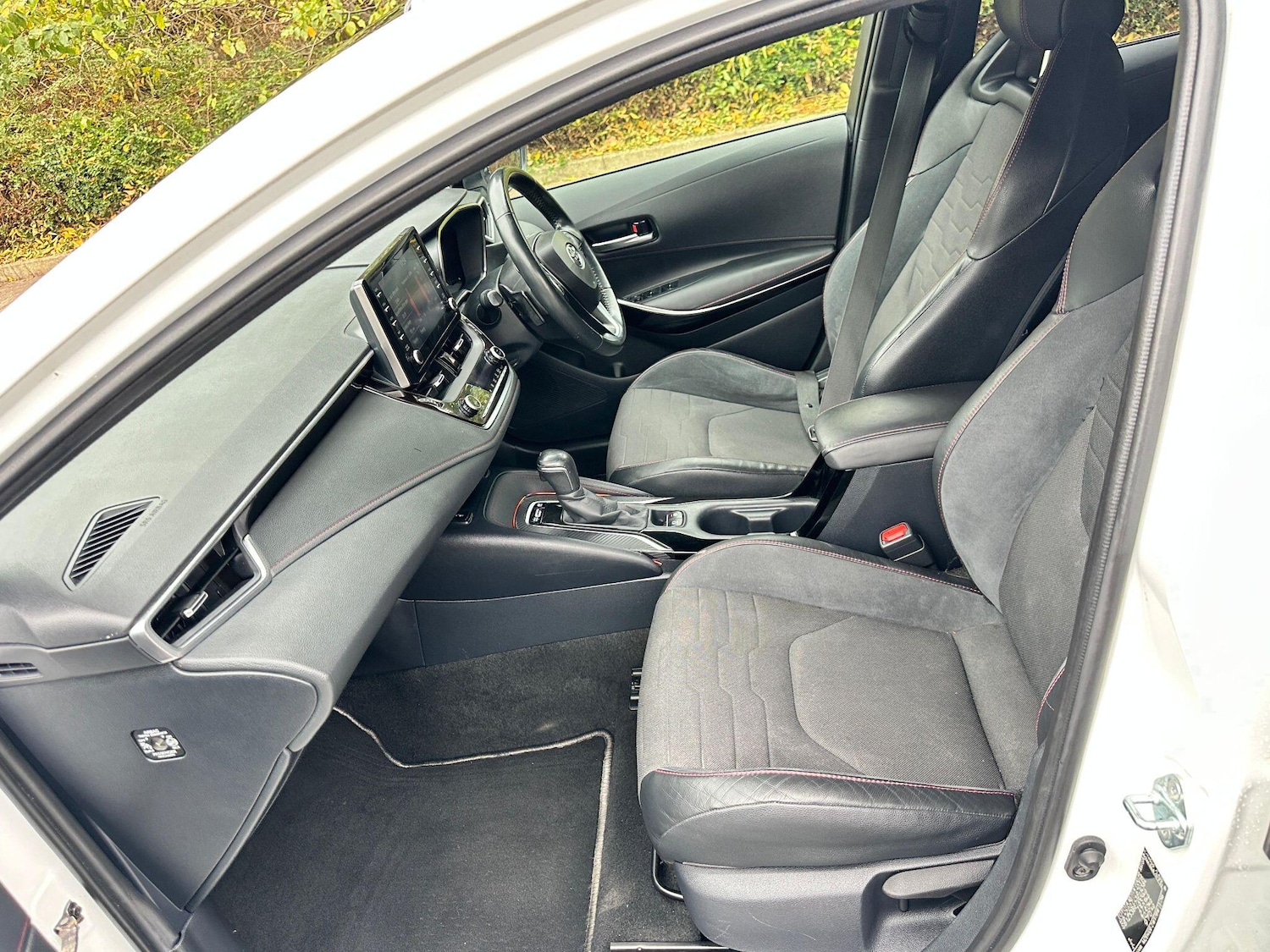 Used Toyota Corolla 2019 for sale - 76284441: Photo 36