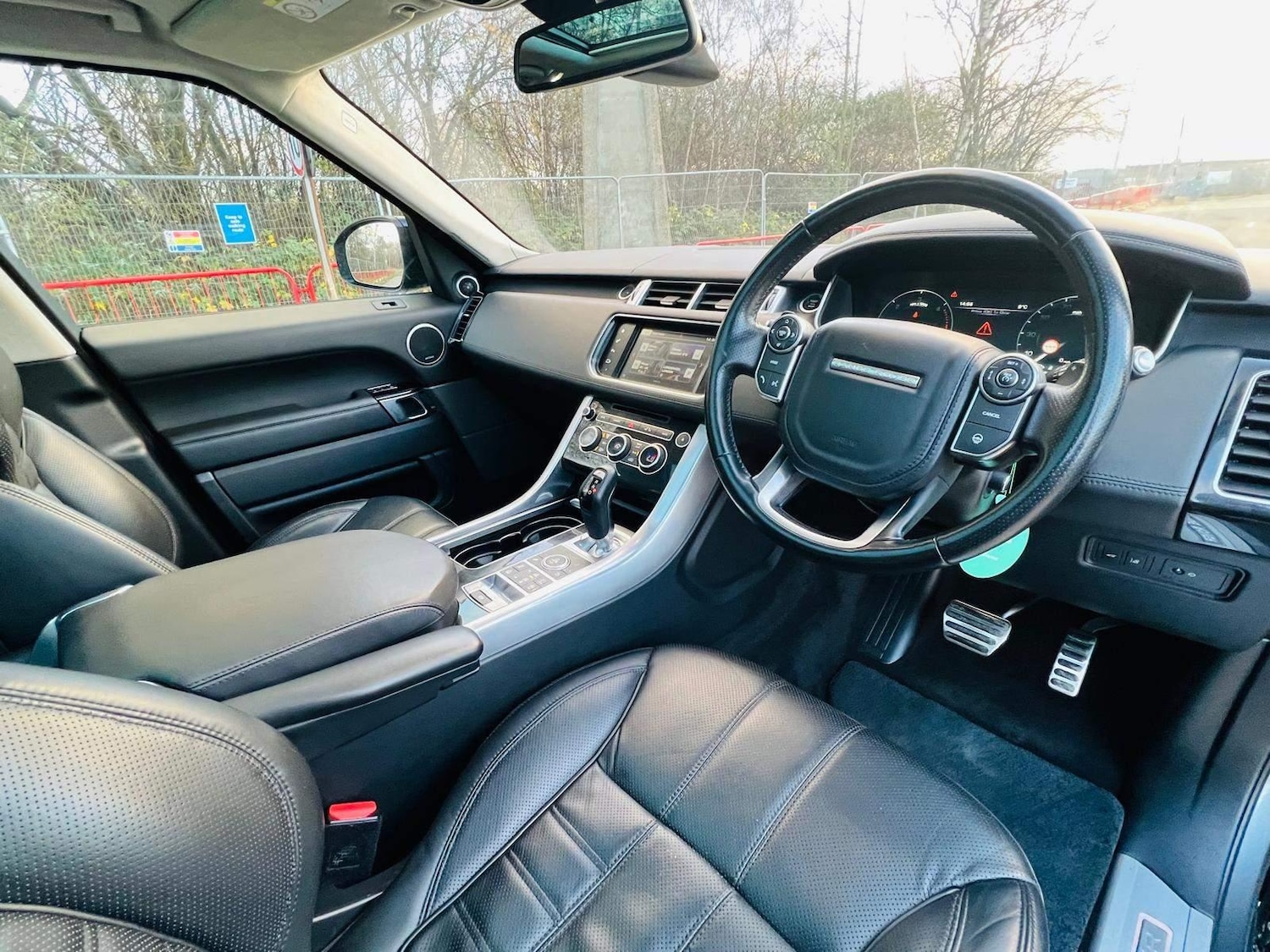 Used Land Rover Range Rover Sport 2016 for sale - 76634142: Photo 15