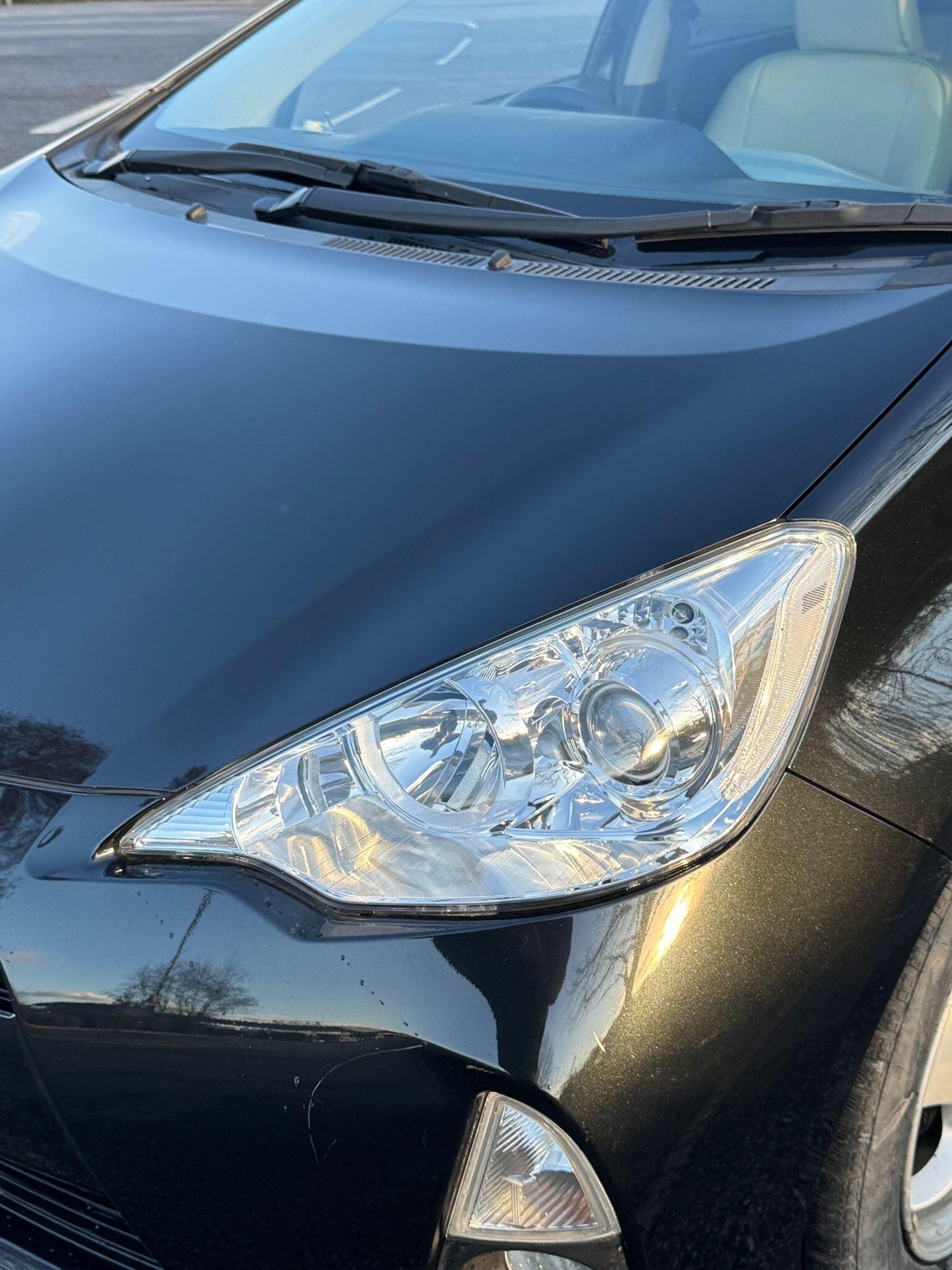 Used Toyota Aqua for sale - 77440309: Photo 44