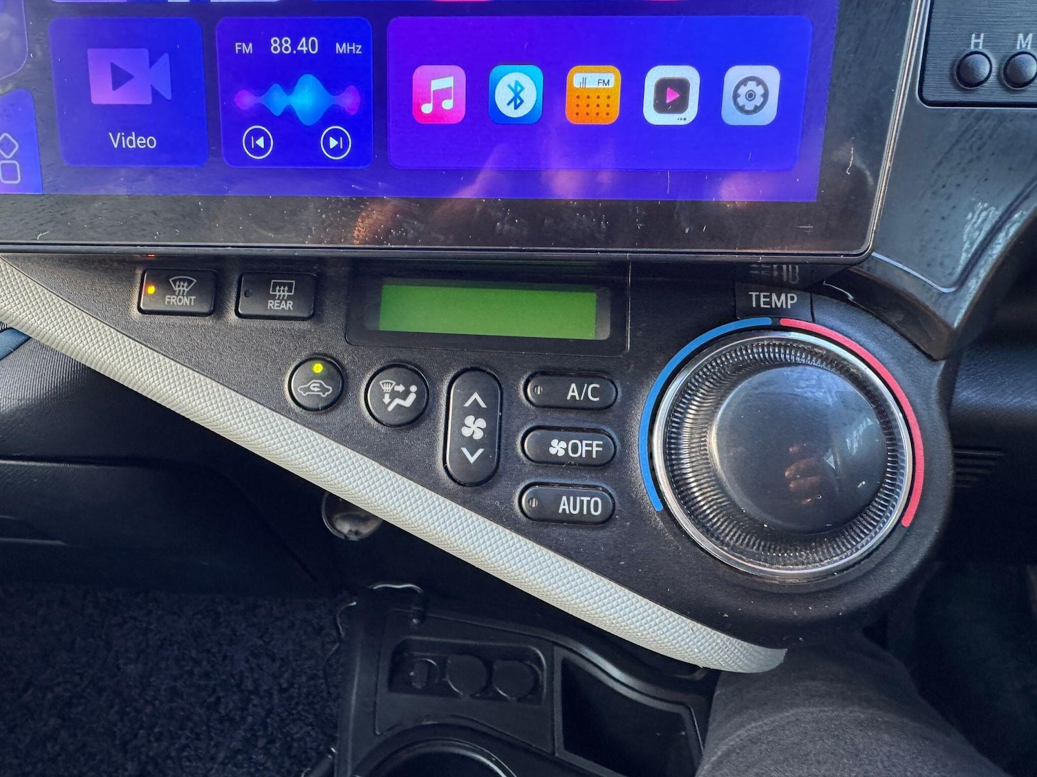 Used Toyota Aqua for sale - 77440309: Photo 47