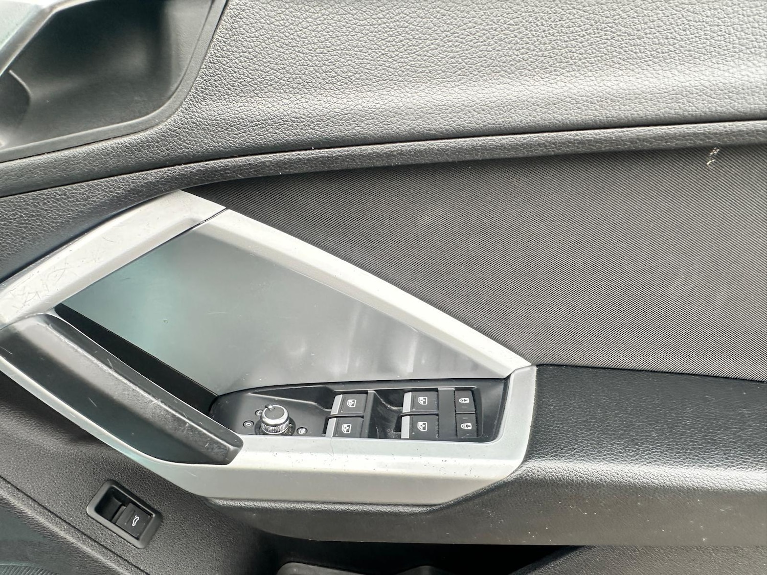 Used Audi Q3 for sale - 77695925: Photo 28