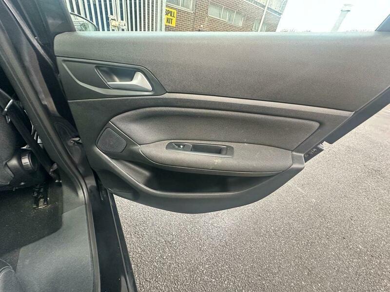 Used Peugeot 308 2019 for sale - 76976302: Photo 26