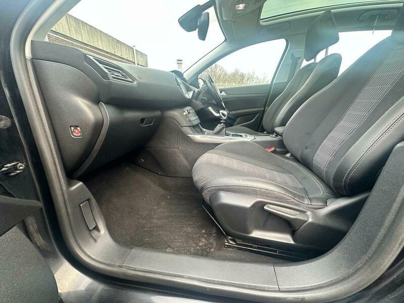 Used Peugeot 308 2019 for sale - 76976302: Photo 38