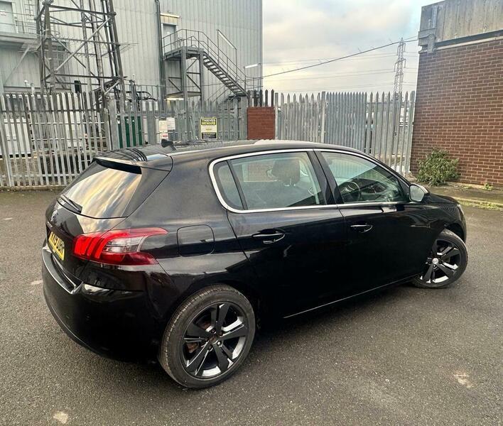 Used Peugeot 308 2019 for sale - 76976302: Photo 39