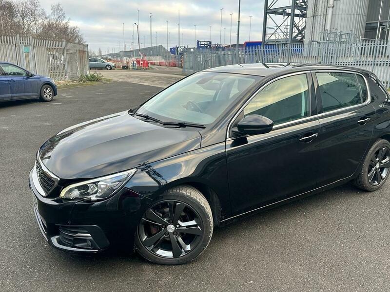Used Peugeot 308 2019 for sale - 76976302: Photo 4