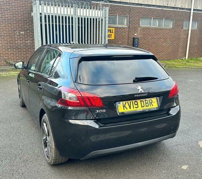 Used Peugeot 308 2019 for sale - 76976302: Photo 7