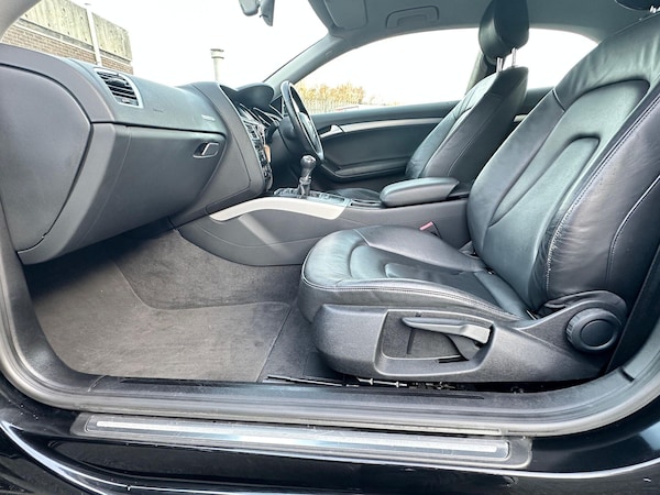 Used Audi A5 2010 for sale - 76024820: Photo 27