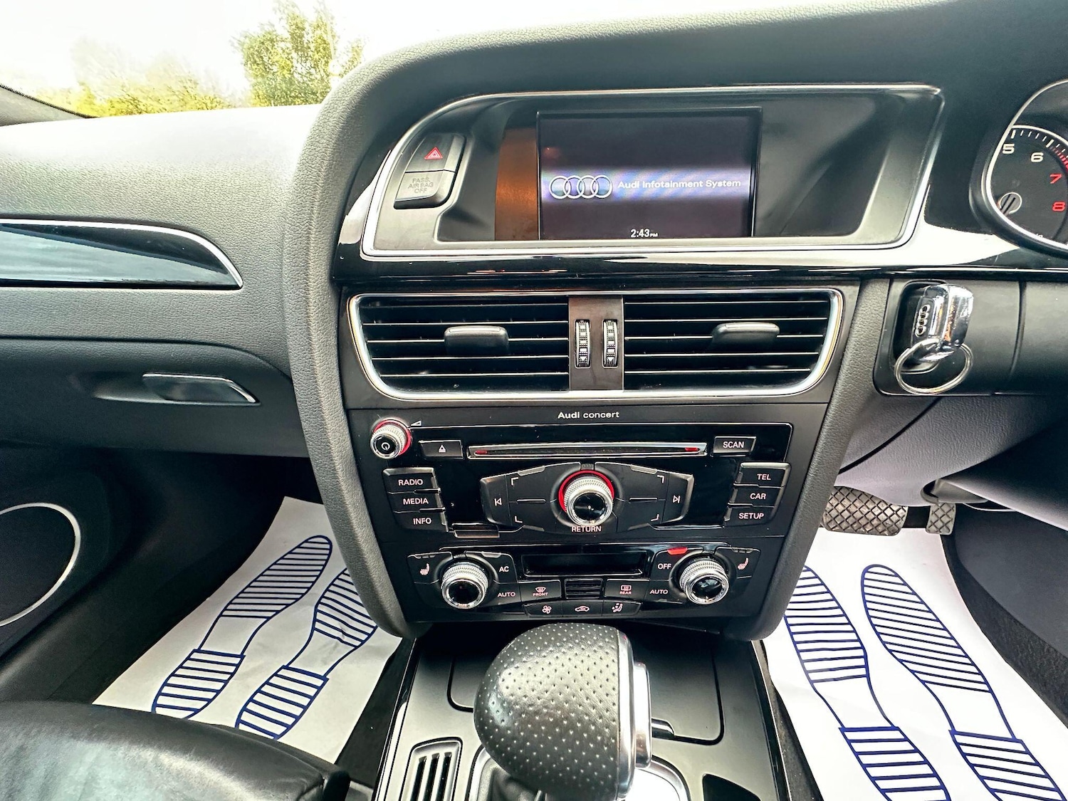 Used Audi A4 2013 for sale - 76440435: Photo 14