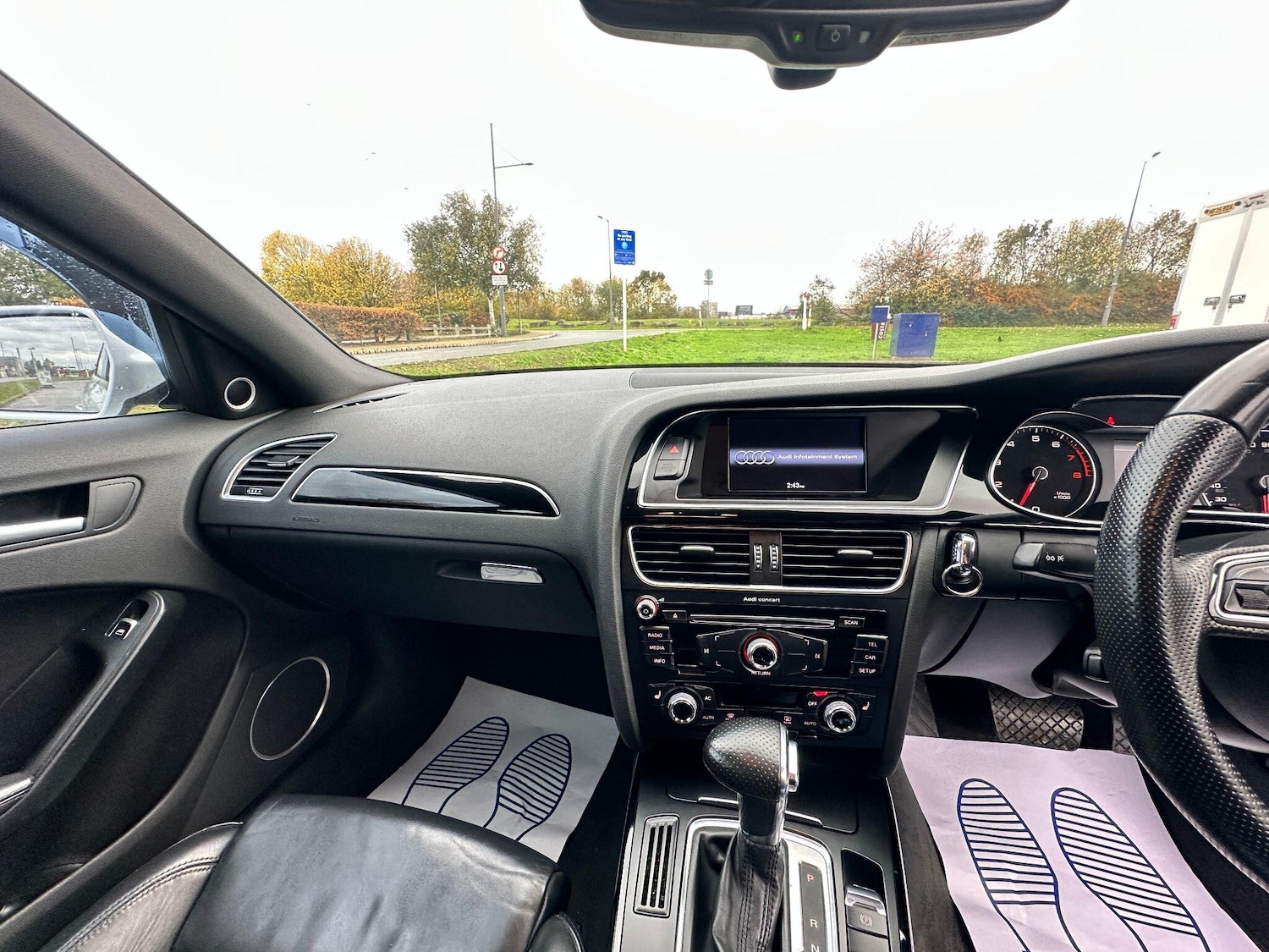 Used Audi A4 2013 for sale - 76440435: Photo 15