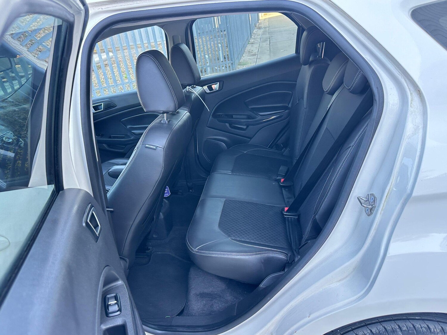 Used Ford Ecosport 2017 for sale - 76026537: Photo 22