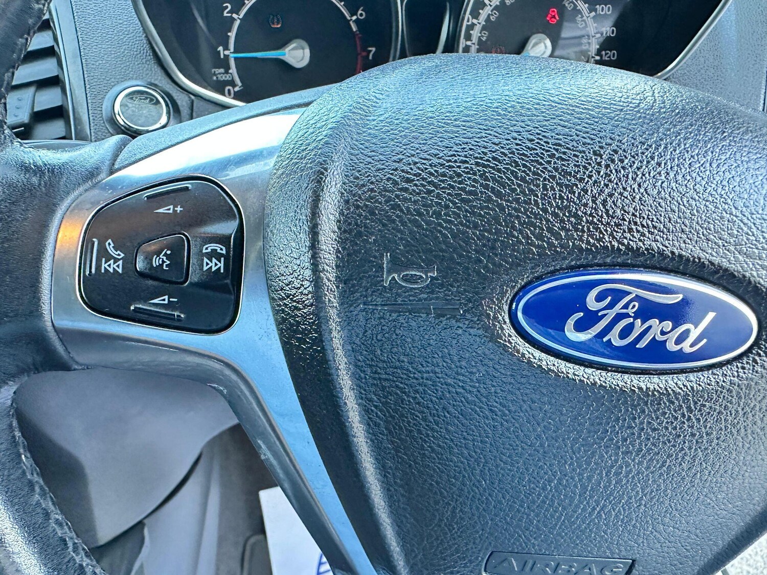 Used Ford Ecosport 2017 for sale - 76026537: Photo 25