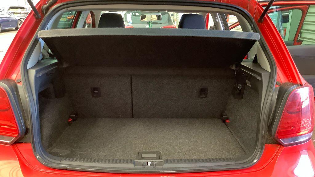 Used Volkswagen Polo 2010 for sale - 77345588: Photo 7