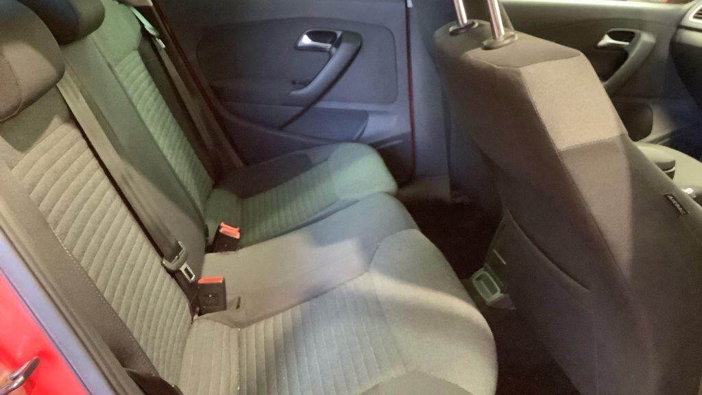 Used Volkswagen Polo 2010 for sale - 77345588: Photo 8