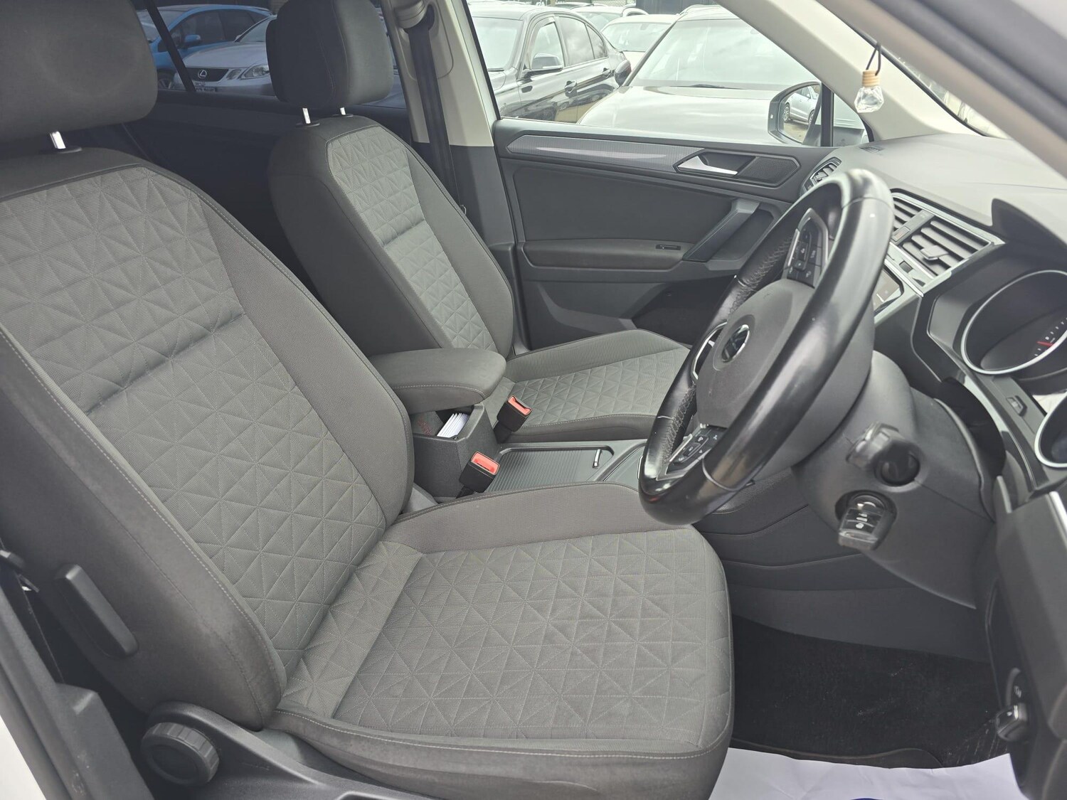 Used Volkswagen Tiguan for sale - 77684214: Photo 30