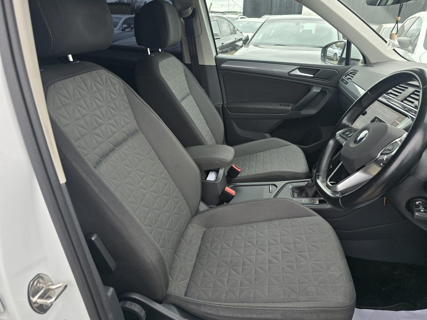 Used Volkswagen Tiguan for sale - 77684214: Photo 31