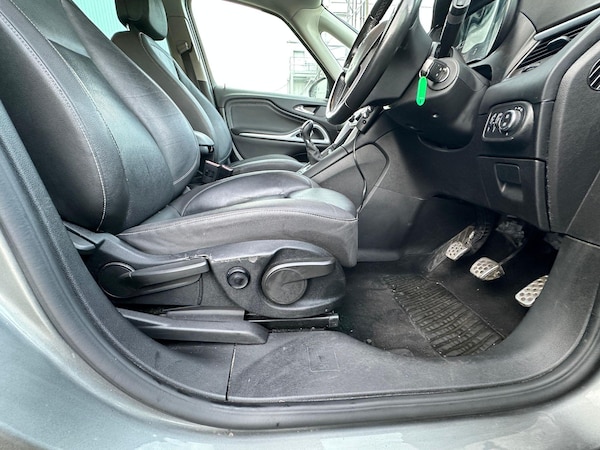 Used Vauxhall Zafira Tourer 2017 for sale - 75246774: Photo 19