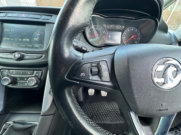 Used Vauxhall Zafira Tourer 2017 for sale - 75246774: Photo 25