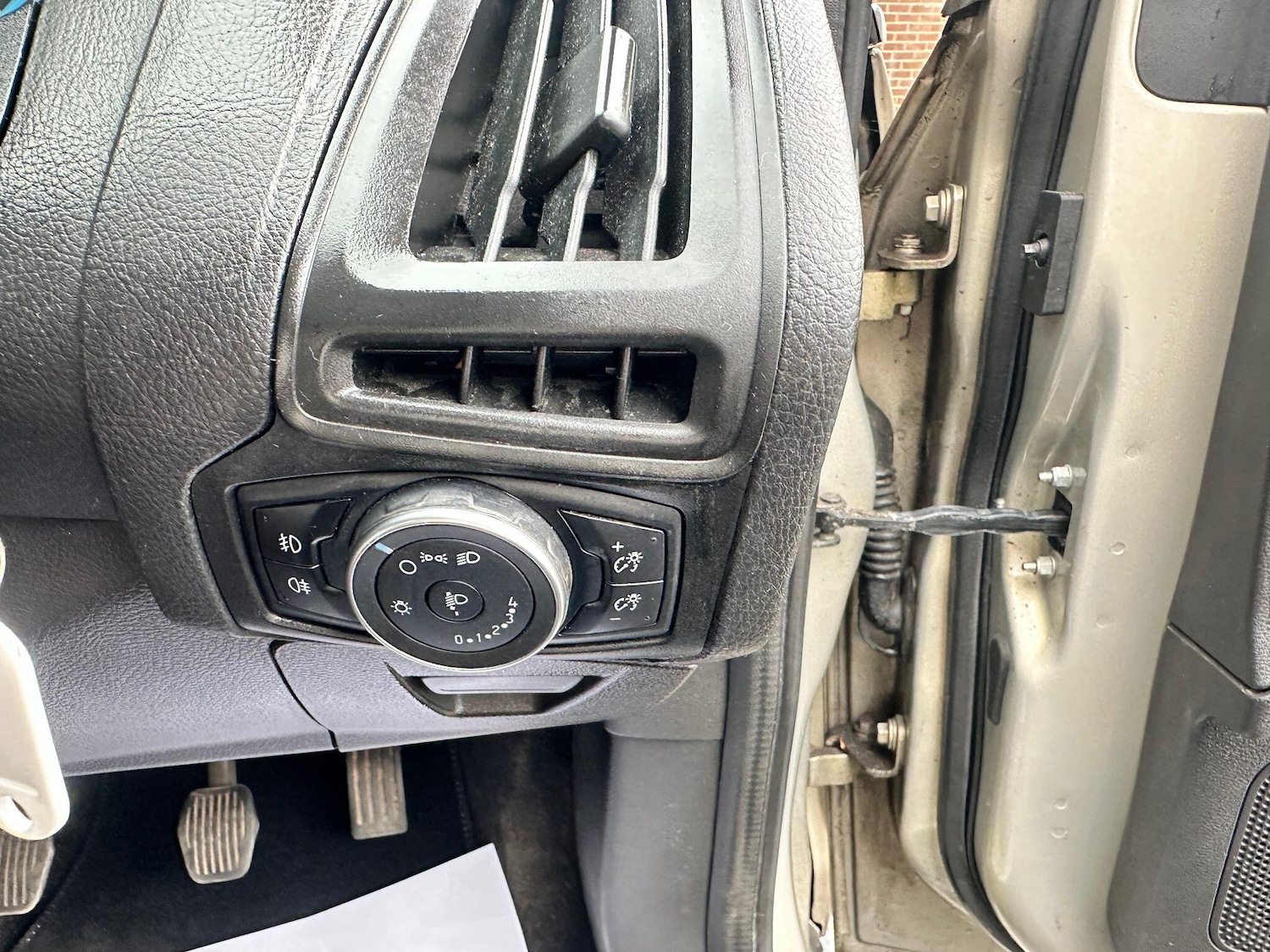 Used Ford Focus 2015 for sale - 76976721: Photo 34