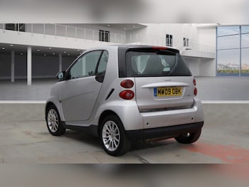 Used smart fortwo 2009 for sale - 76026615: Photo
