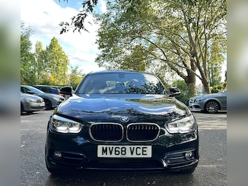 Used BMW 1 Series 2018 for sale - 76059660: Photo 2