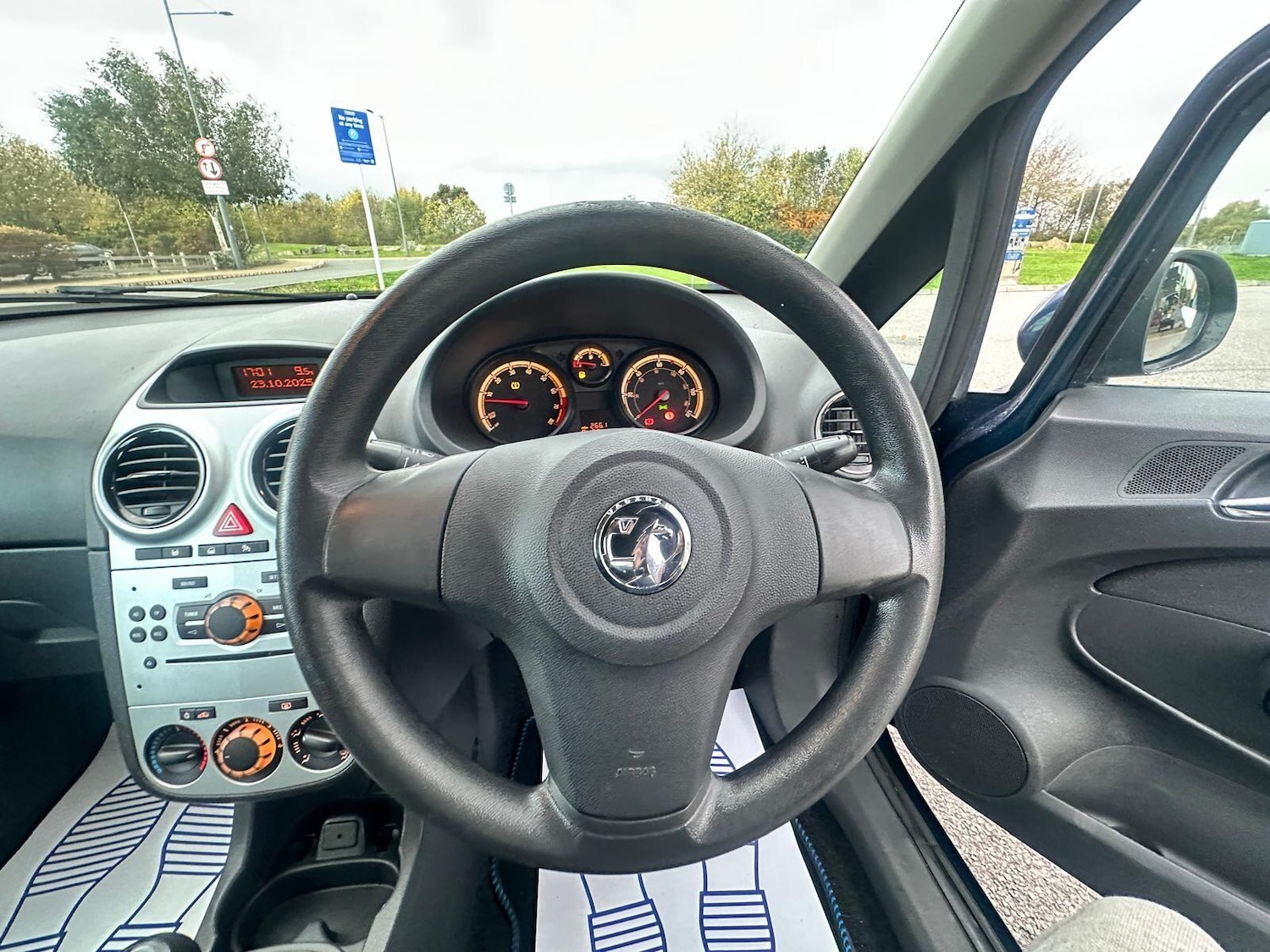 Used Vauxhall Corsa 2014 for sale - 76349880: Photo 26