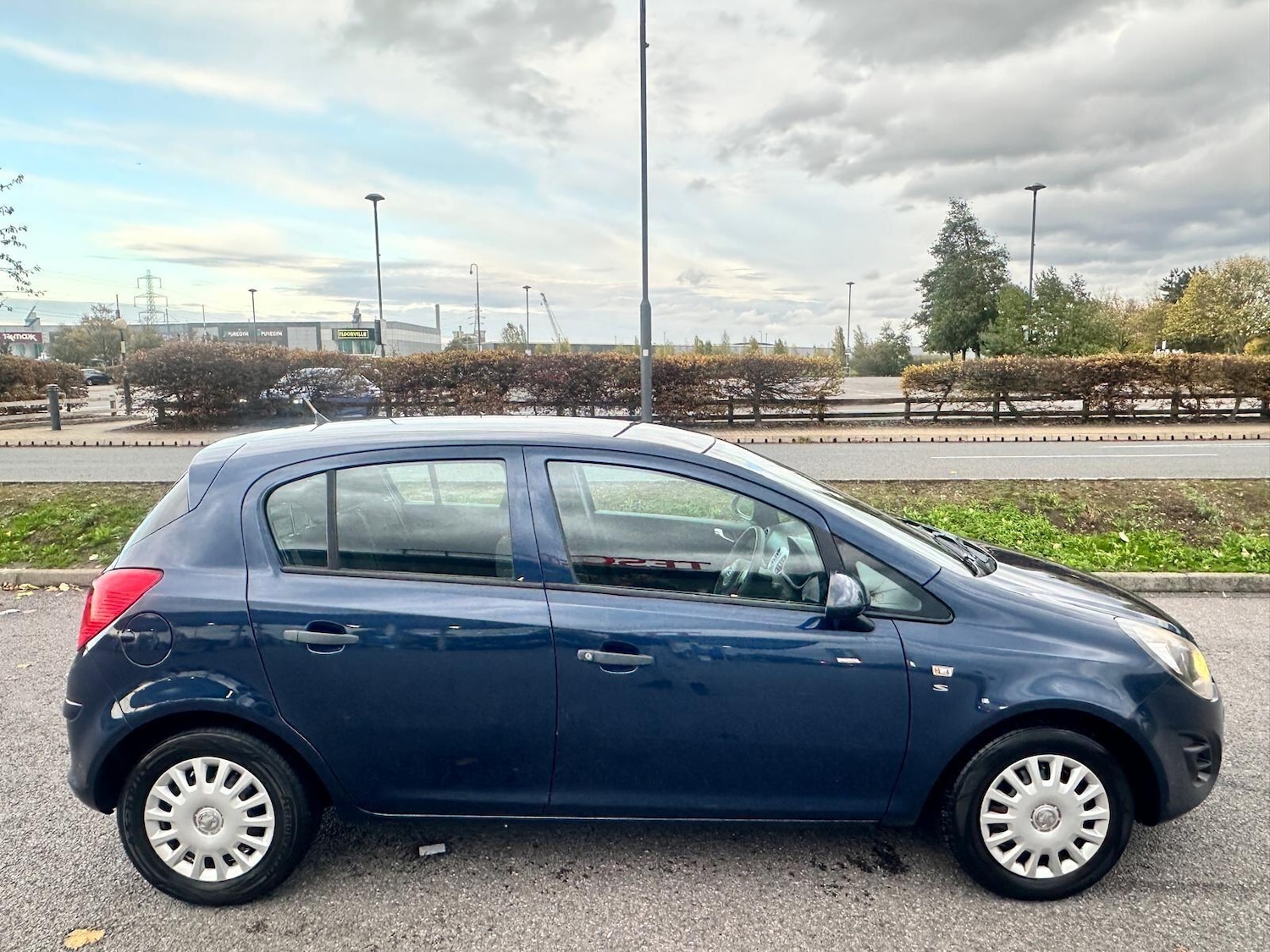 Used Vauxhall Corsa 2014 for sale - 76349880: Photo 8