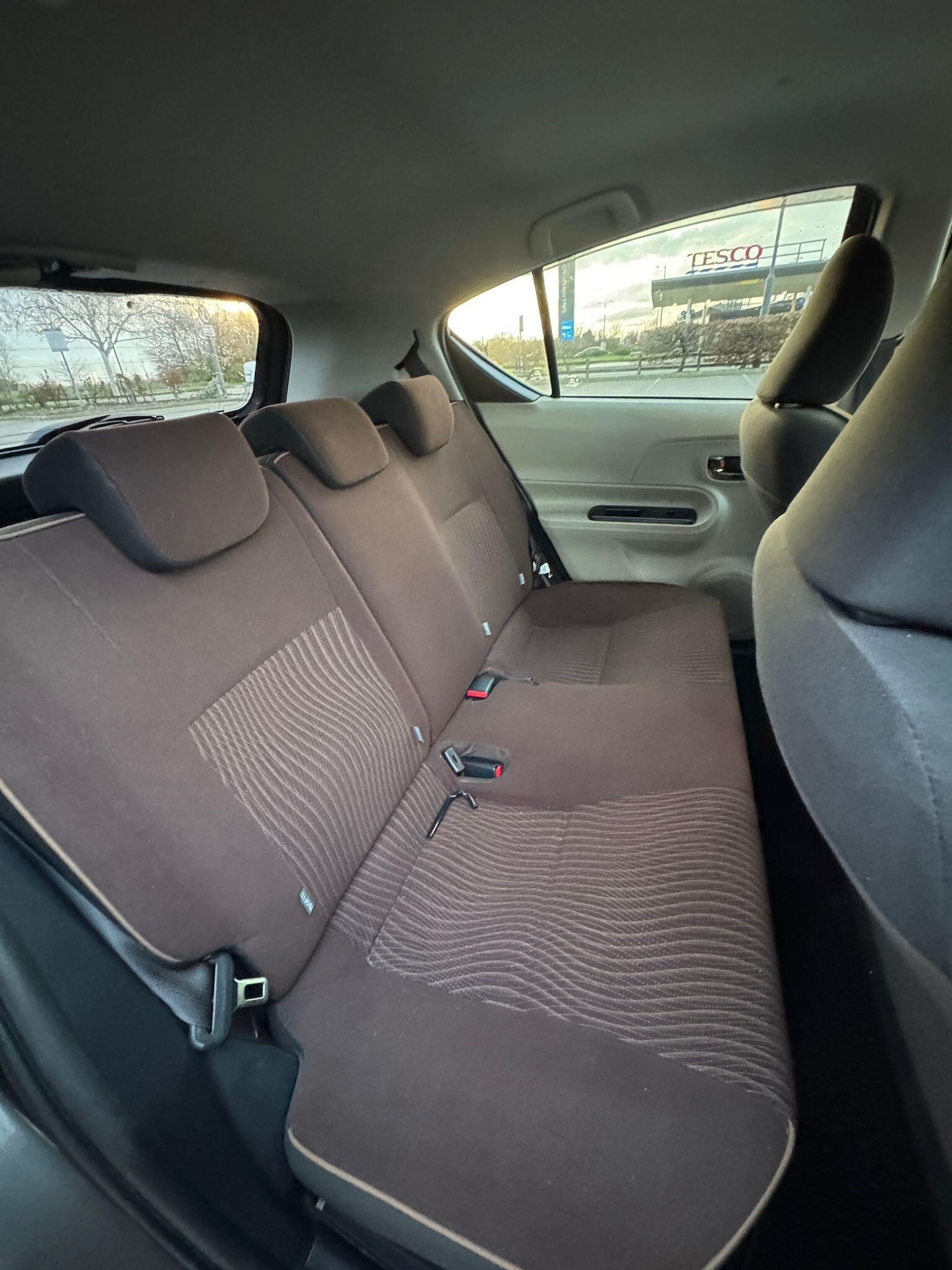 Used Toyota Aqua for sale - 77440013: Photo 14