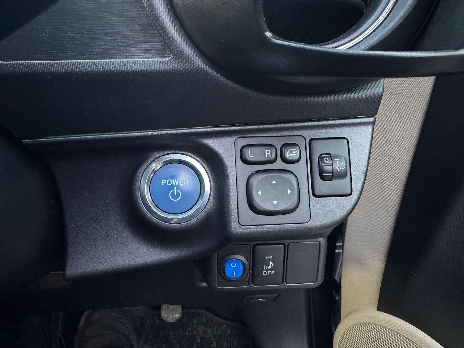 Used Toyota Aqua for sale - 77440013: Photo 22