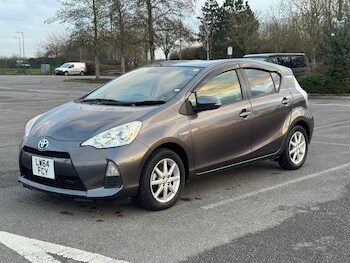 Used Toyota Aqua 2014 for sale - 77440013: Photo