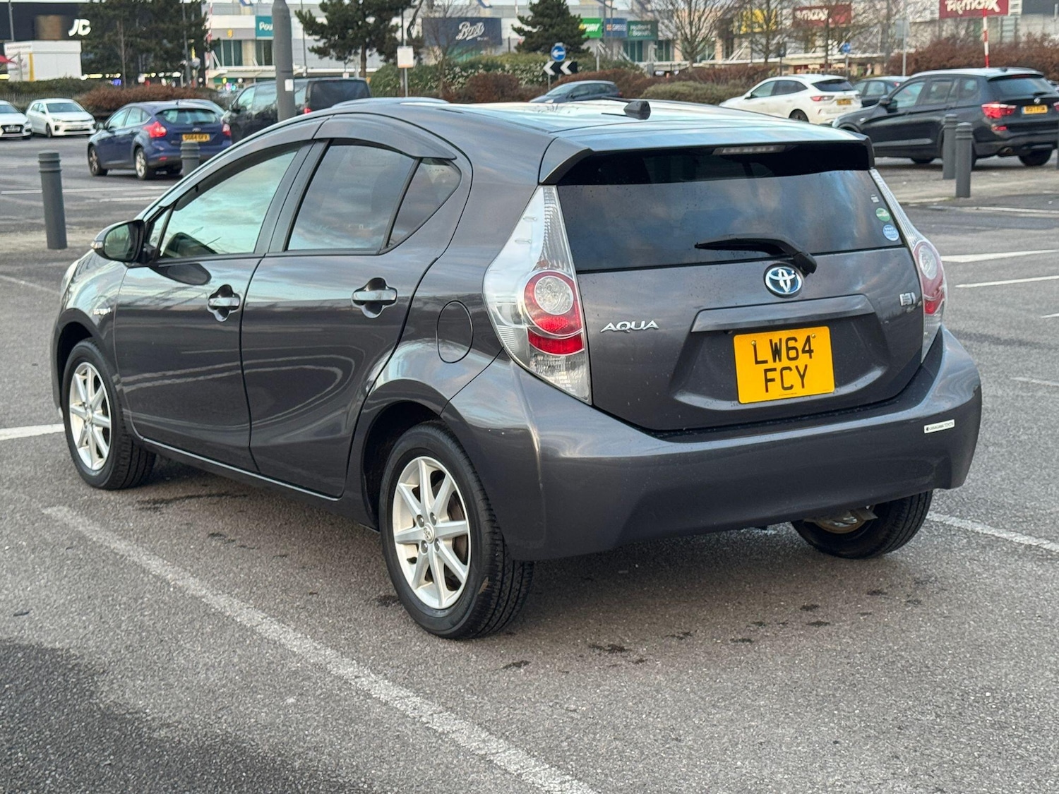 Used Toyota Aqua for sale - 77440013: Photo 5