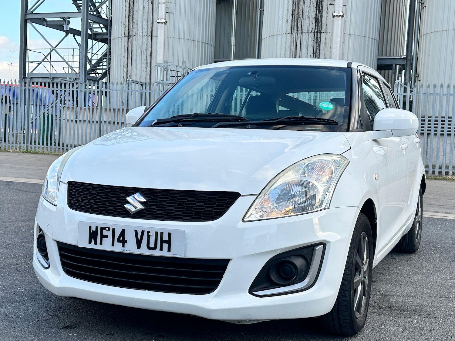 Used Suzuki Swift 2014 for sale - 77015463: Photo 2