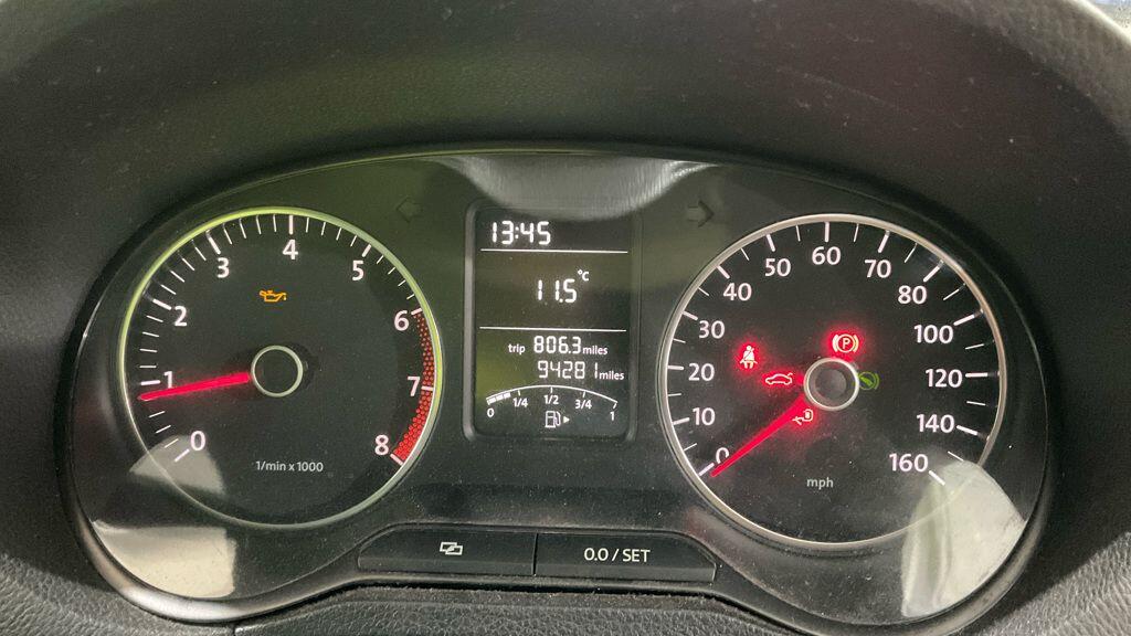 Used Volkswagen Polo 2011 for sale - 76976837: Photo 10