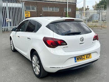 Used Vauxhall Astra 2012 for sale - 75646480: Photo