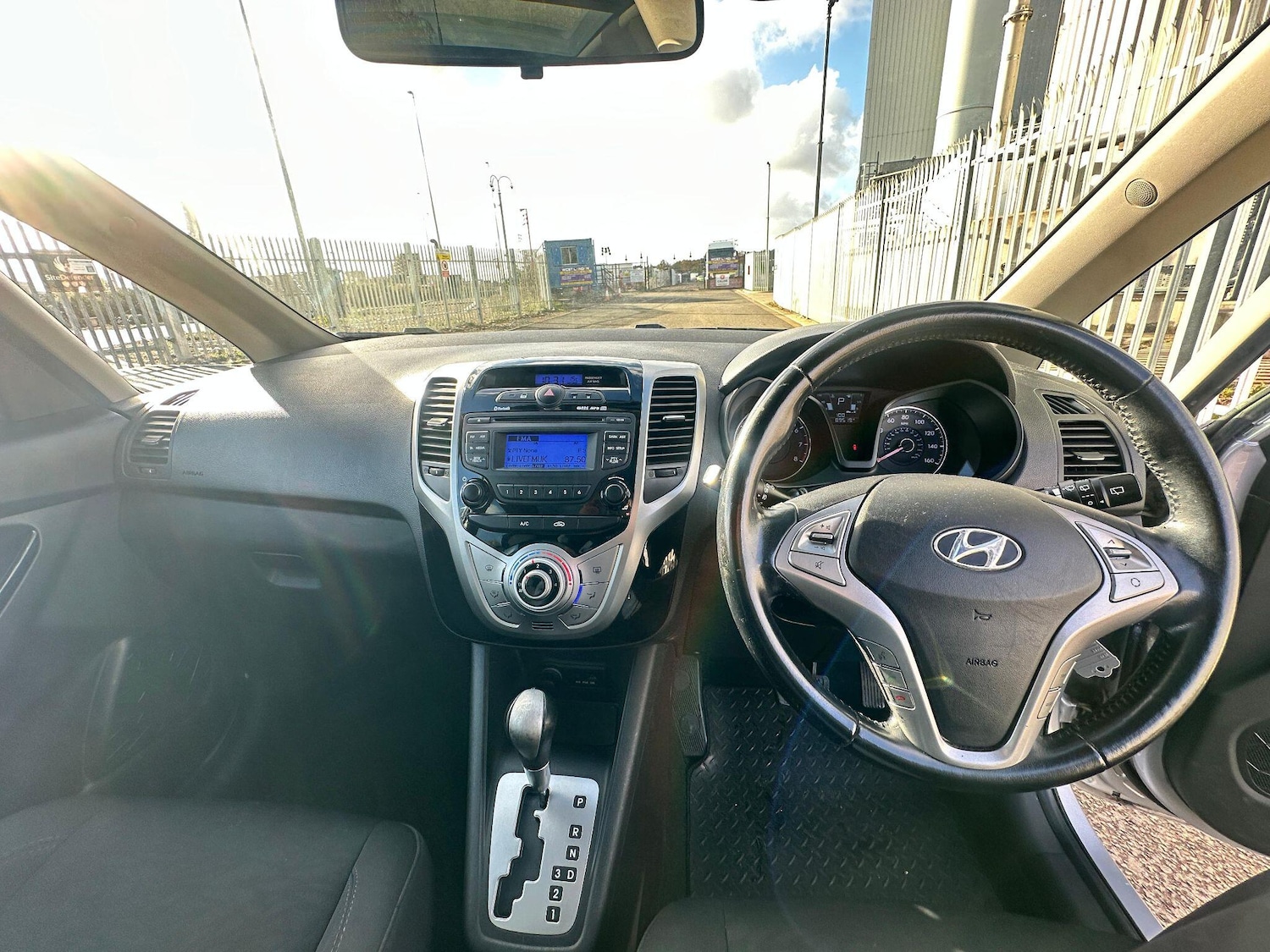 Used Hyundai Ix20 2014 for sale - 76975971: Photo 13