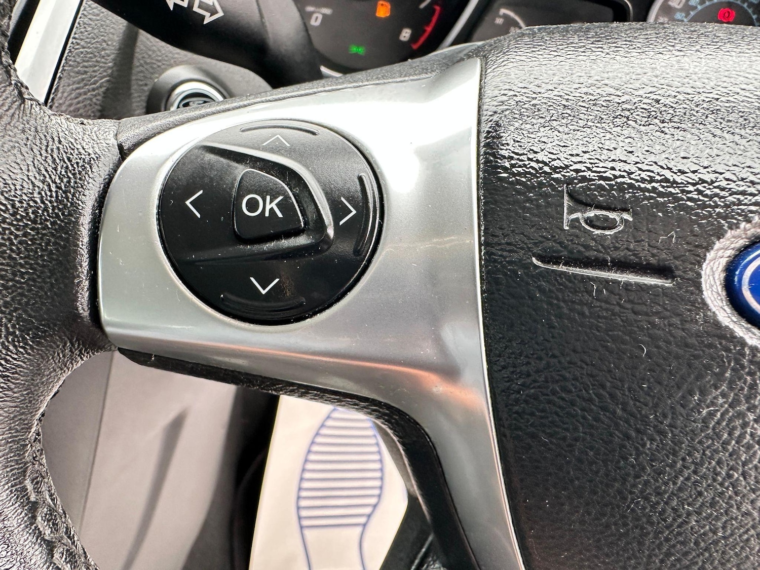 Used Ford Focus 2012 for sale - 76633712: Photo 16