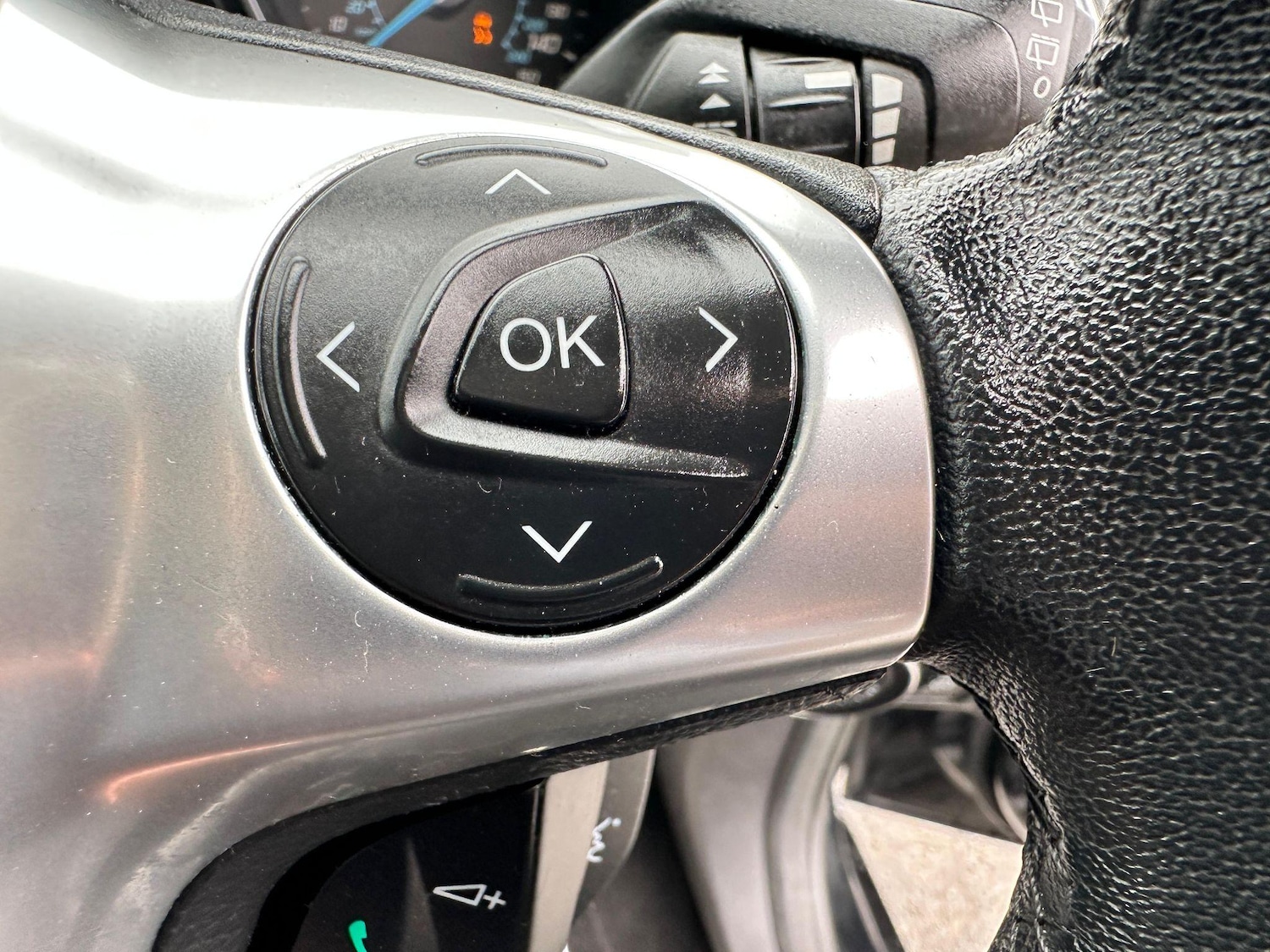 Used Ford Focus 2012 for sale - 76633712: Photo 20