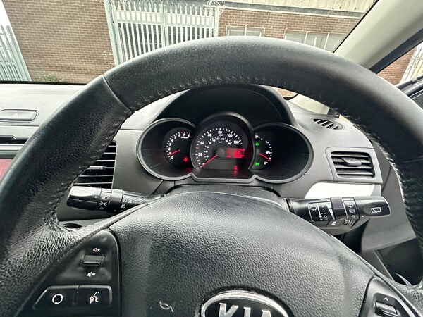 Used Kia Picanto 2012 for sale - 76026546: Photo 28