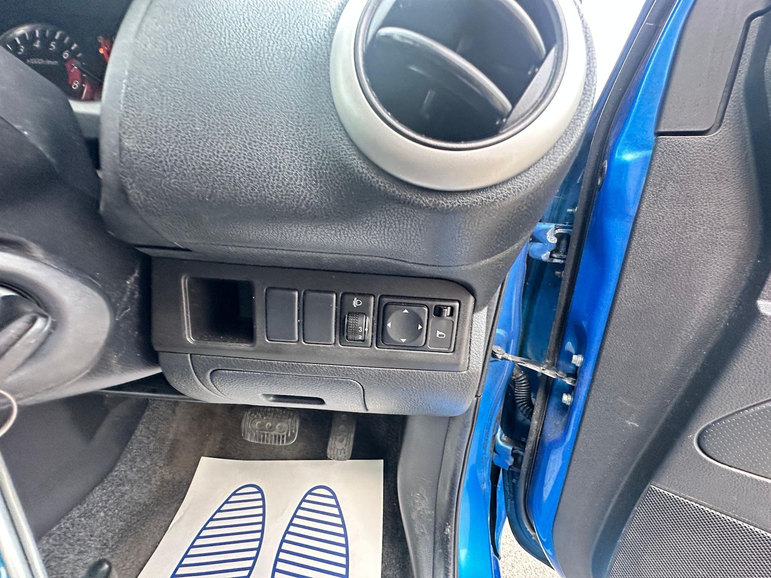 Used Nissan Note 2009 for sale - 76975992: Photo 31