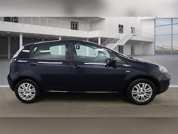 Used Fiat Punto 2014 for sale - 76270568: Photo 4