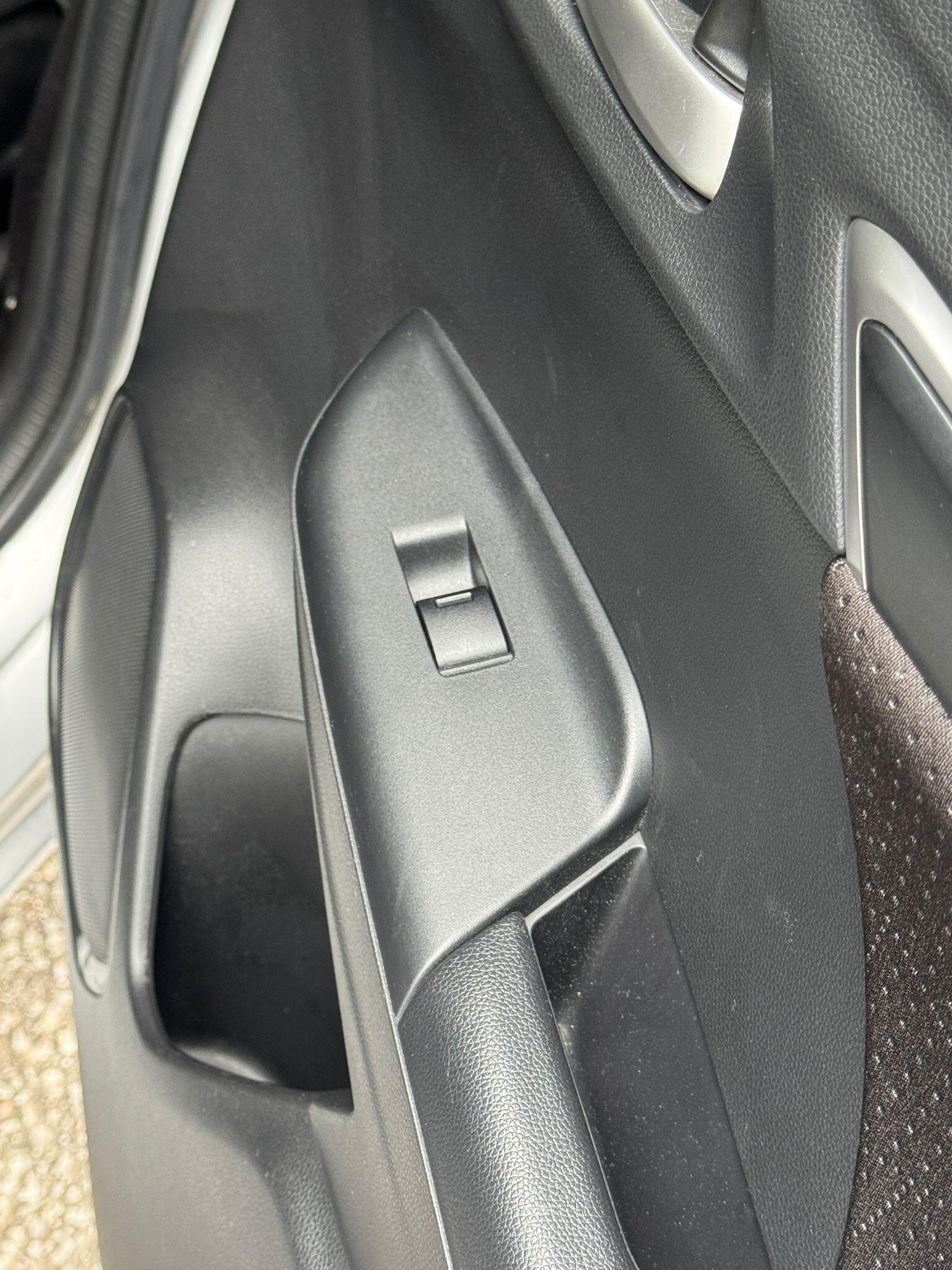 Used Honda Fit for sale - 77684376: Photo 14