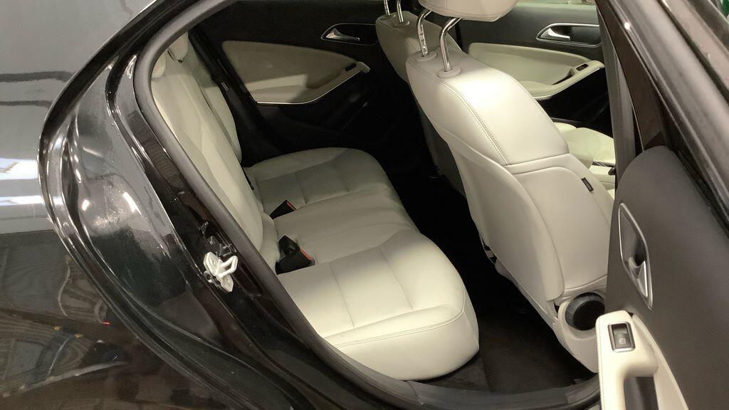 Used Mercedes-Benz A-Class 2018 for sale - 77305161: Photo 8