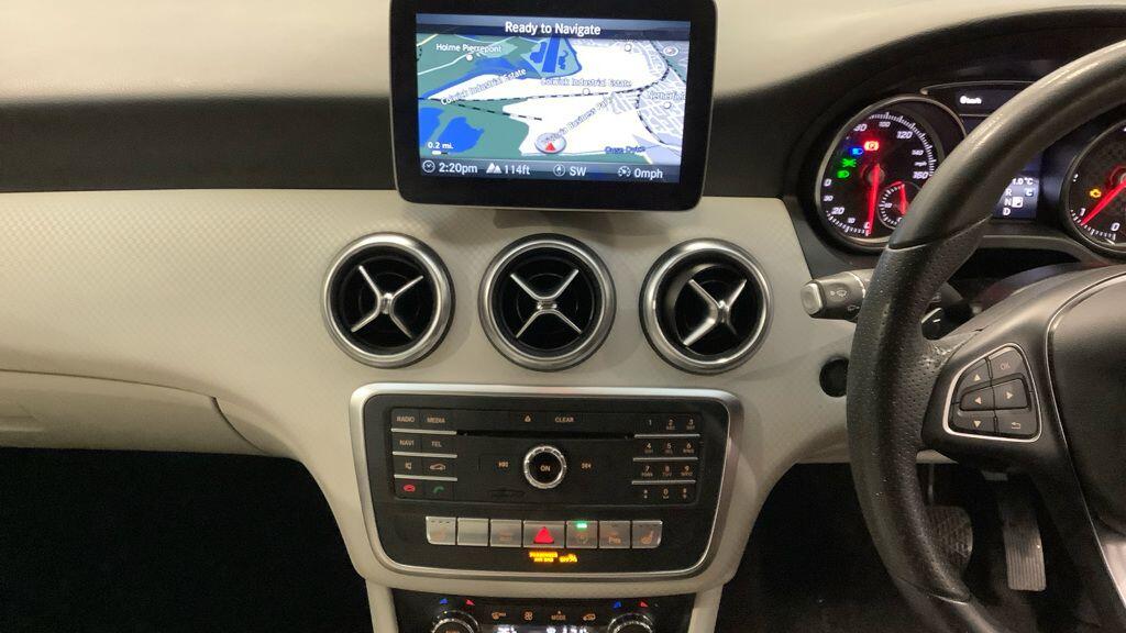 Used Mercedes-Benz A-Class 2018 for sale - 77305161: Photo 9