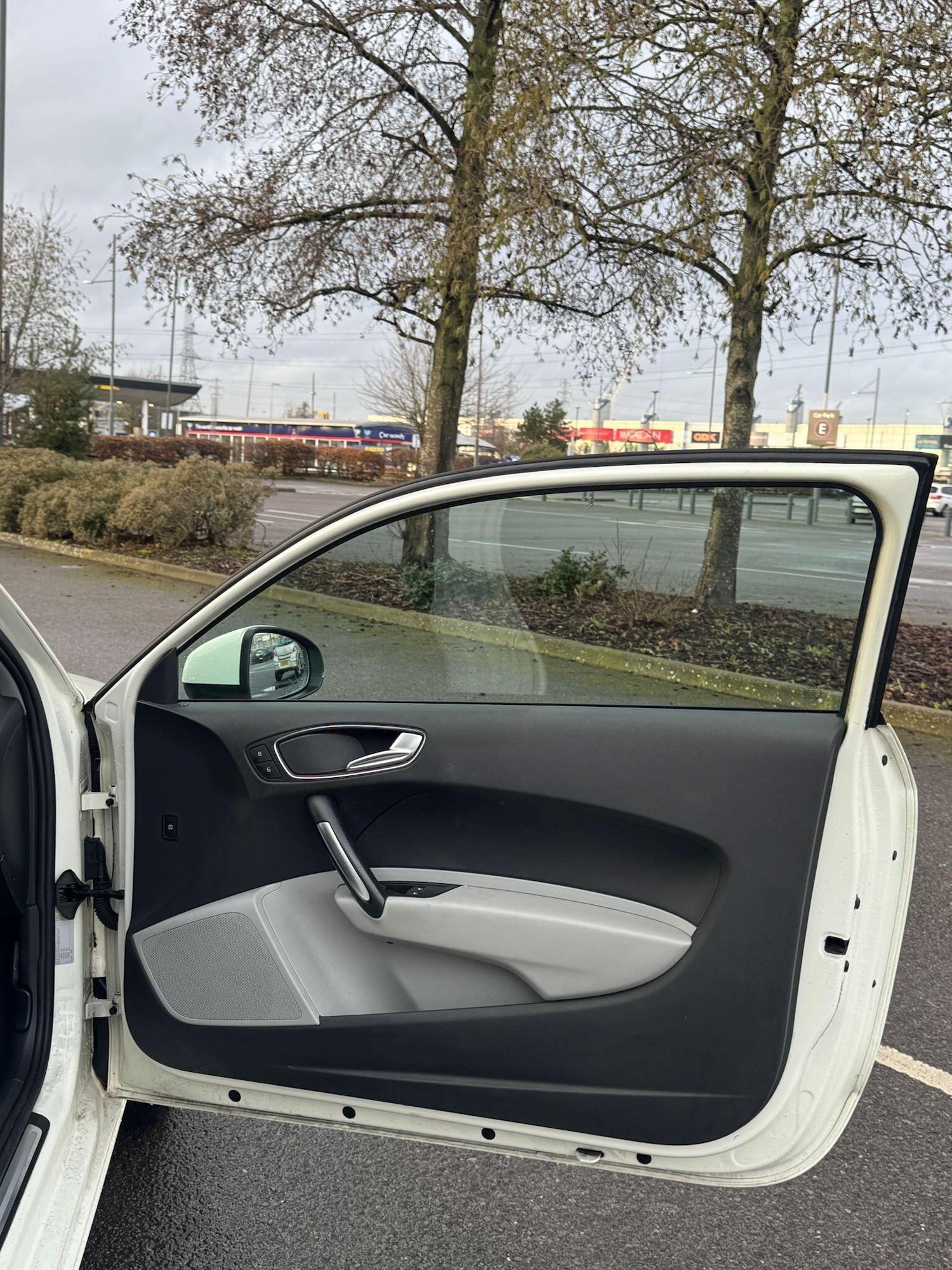 Used Audi A1 2011 for sale - 77166661: Photo 15