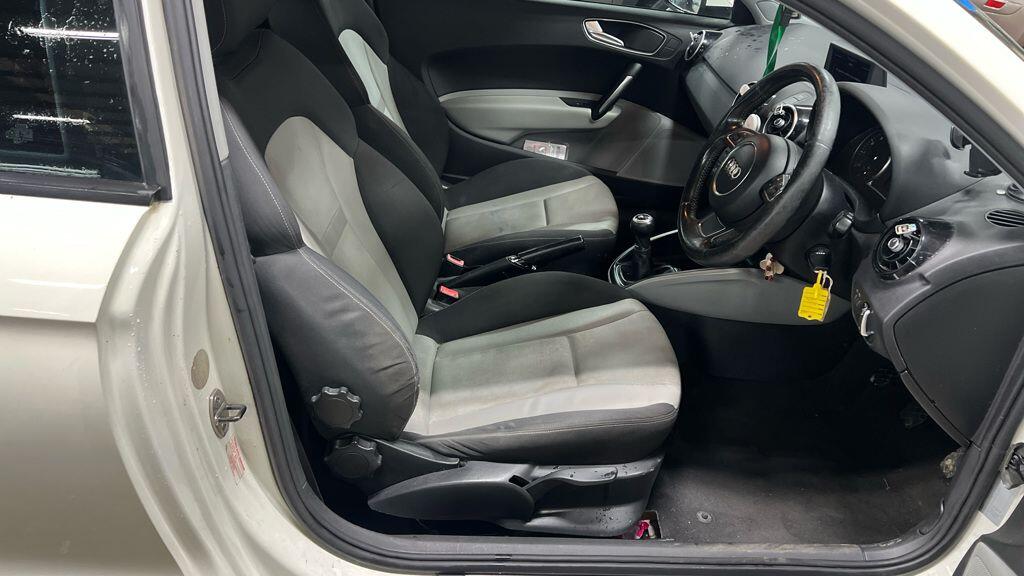 Used Audi A1 for sale - 77166661: Photo 9