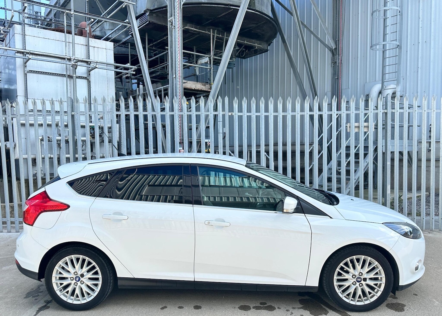 Used Ford Focus for sale - 77537759: Photo 10