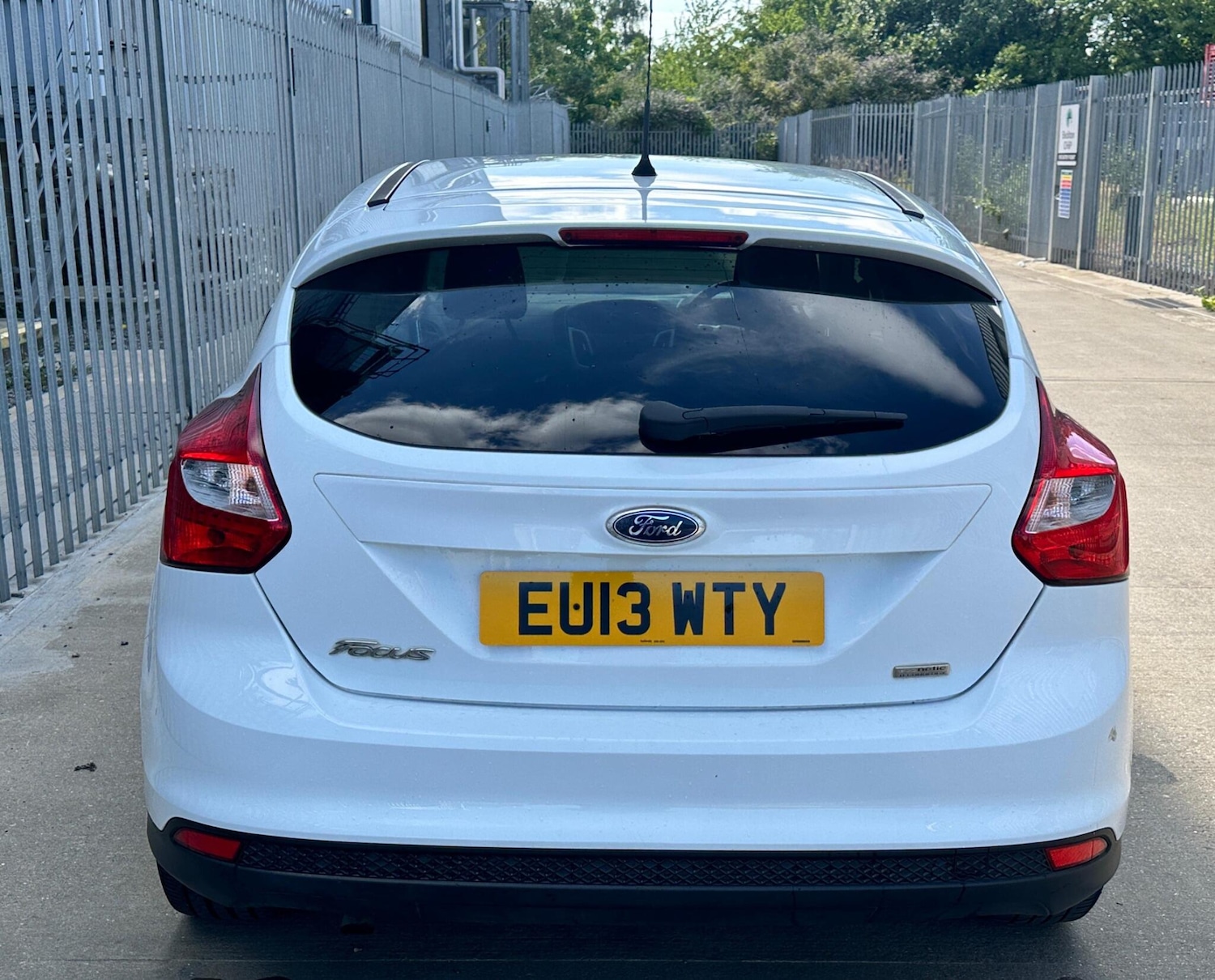 Used Ford Focus for sale - 77537759: Photo 9