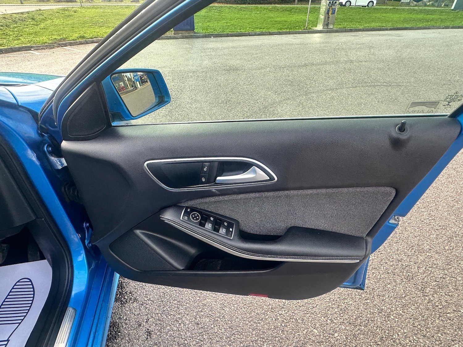 Used Mercedes-Benz A-Class 2015 for sale - 76318137: Photo 27