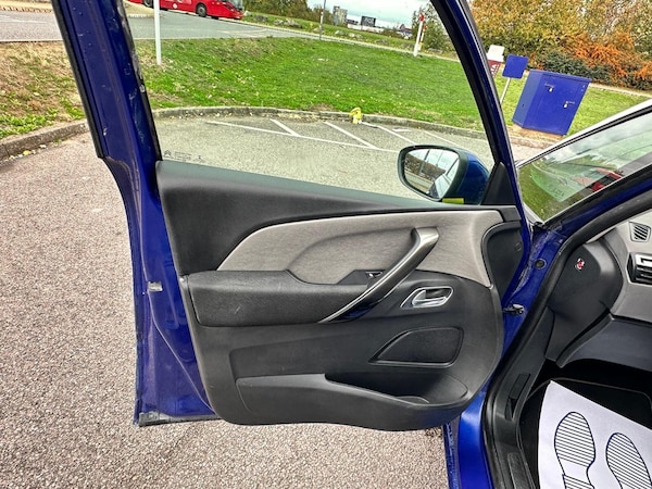 Used Citroen C4 Grand Picasso 2018 for sale - 76259157: Photo 29