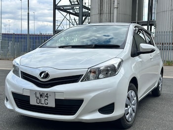 Used Toyota Vitz 2014 for sale - 75622681: Photo